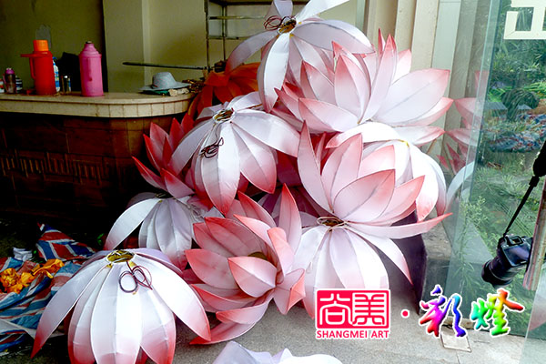 不可组合三层立体式荷花灯