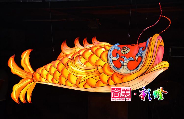 适合室内装饰用的鲤鱼彩灯_鲤鱼花灯