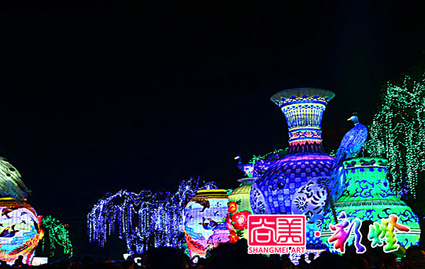 第二十一届自贡国际恐龙灯会